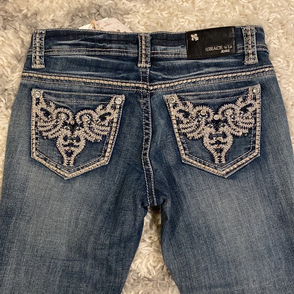 Grace in LA capris - Picture 6 of 7